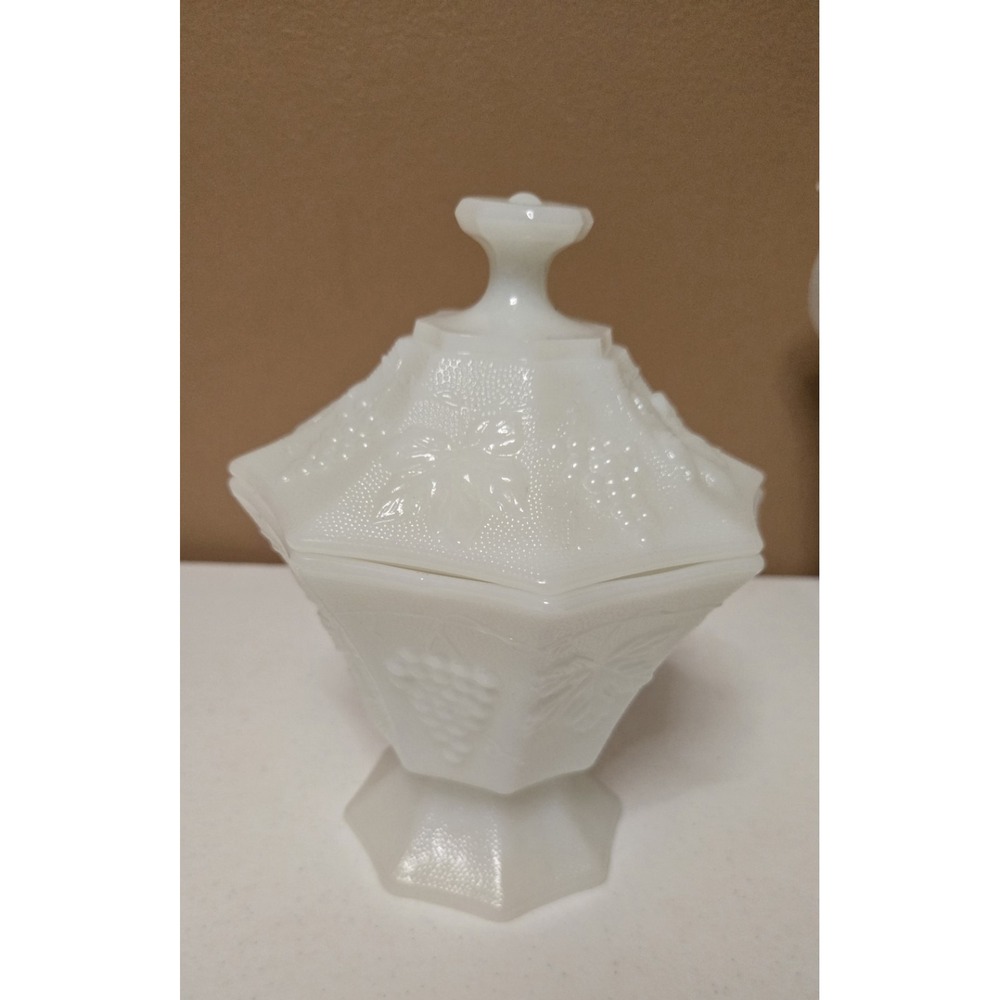 Vintage MCM White Milk Glass Octagon Candy Dish with‎ Lid Grapes Leaves Design